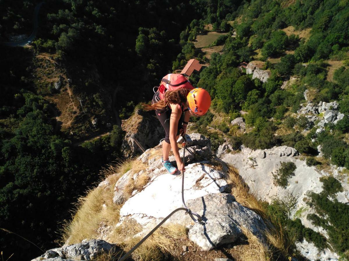 波萨达德瓦尔德翁 Refugio La Ardilla Real旅舍 外观 照片